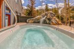 Shared Hot Tubs at Black Bear Lodge